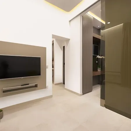 Estate4Home - Surreo Luxury Apartment Bed & Breakfast