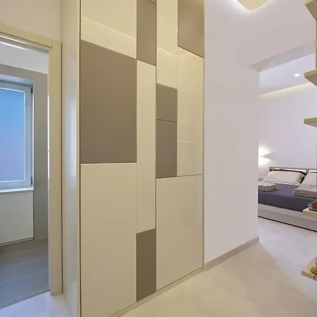 Estate4Home - Surreo Luxury B&B Bed & Breakfast 4*