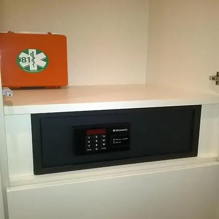 Estate4home - Surreo Luxury