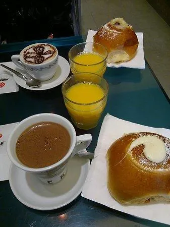 Couette-café Estate4home - Surreo Luxury 4*